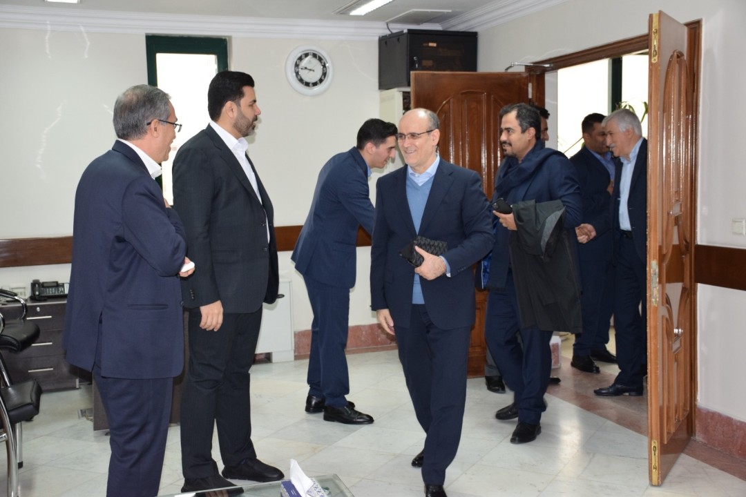 آغاز مرحله جدید ارتقای بهره وری با گفت و گوی مستقیم با همکاران